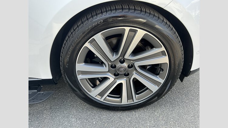 2023 認定中古車 Land Rover Range Rover オストゥーニパールホワイト P530 AWD（AT） スタンダードホイールベース SV