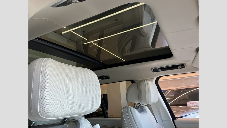 2023 認定中古車 Land Rover Range Rover オストゥーニパールホワイト P530 AWD（AT） スタンダードホイールベース SV