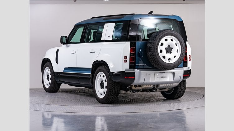 2024 認定中古車 Land Rover Defender 110 フジホワイト D300 AWD（AT） COUNTY EXTERIOR PACK CURATED FOR JAPAN