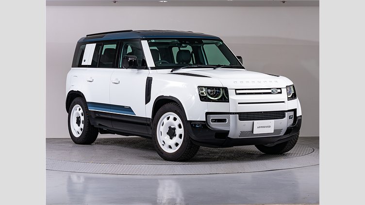 2024 認定中古車 Land Rover Defender 110 フジホワイト D300 AWD（AT） COUNTY EXTERIOR PACK CURATED FOR JAPAN