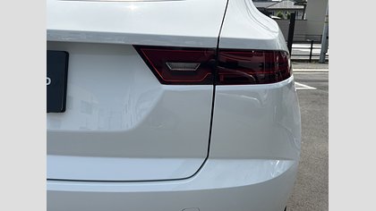 E-Pace 15