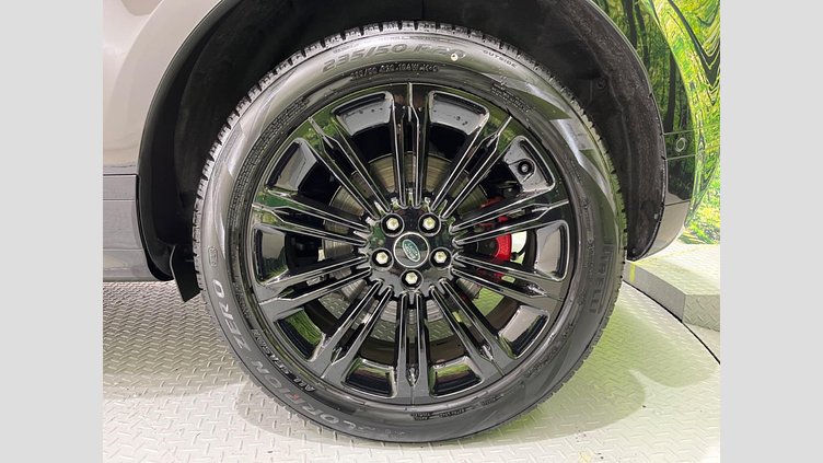 2024 認定中古車 Land Rover Range Rover Evoque サントリーニブラック P300eプラグインハイブリッド（ガソリン） スタンダードホイールベース DYNAMIC HSE