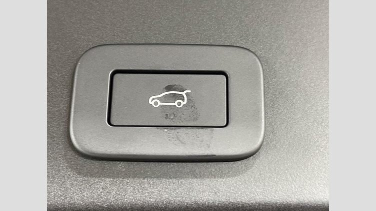 2024 認定中古車 Land Rover Range Rover Evoque サントリーニブラック P300eプラグインハイブリッド（ガソリン） スタンダードホイールベース DYNAMIC HSE
