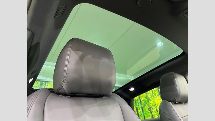 2024 認定中古車 Land Rover Range Rover Evoque サントリーニブラック P300eプラグインハイブリッド（ガソリン） スタンダードホイールベース DYNAMIC HSE
