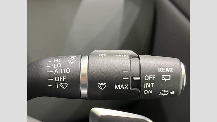2024 認定中古車 Land Rover Range Rover Evoque サントリーニブラック P300eプラグインハイブリッド（ガソリン） スタンダードホイールベース DYNAMIC HSE