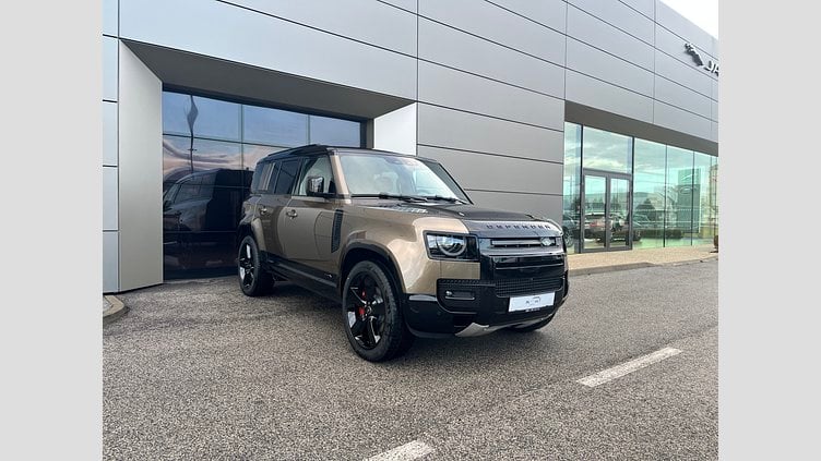 2025 SKLADOVÉ VOZIDLÁ Land Rover Defender 110 Hnedá Gondwana Stone D300 AWD AUTOMAT MHEV X