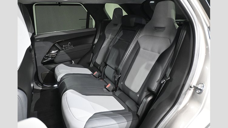 2024 認定中古車 Land Rover Range Rover Sport フラックスシルバー - グロスフィニッシュ P635マイルドハイブリッド スタンダードホイールベース SV EDITION ONE