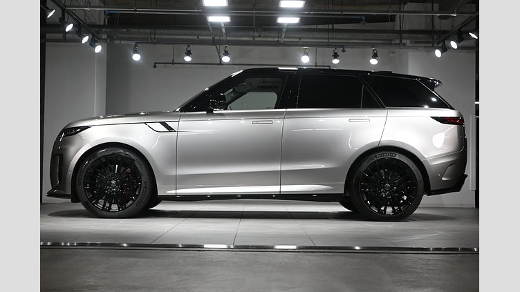 2024 認定中古車 Land Rover Range Rover Sport フラックスシルバー - グロスフィニッシュ P635マイルドハイブリッド スタンダードホイールベース SV EDITION ONE