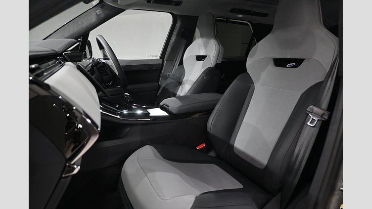2024 認定中古車 Land Rover Range Rover Sport フラックスシルバー - グロスフィニッシュ P635マイルドハイブリッド スタンダードホイールベース SV EDITION ONE