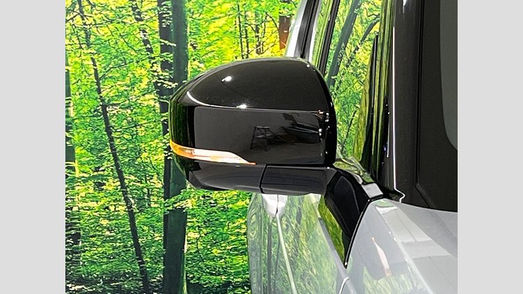 2024 認定中古車 Land Rover Discovery ハクバシルバー D300マイルドハイブリッド（ディーゼル） スタンダードホイールベース Metropolitan Edition