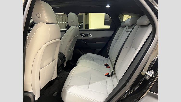 2024 認定中古車 Land Rover Range Rover Velar サントリーニブラック D200マイルドハイブリッド（ディーゼル） Standard Wheelbase Dynamic SE