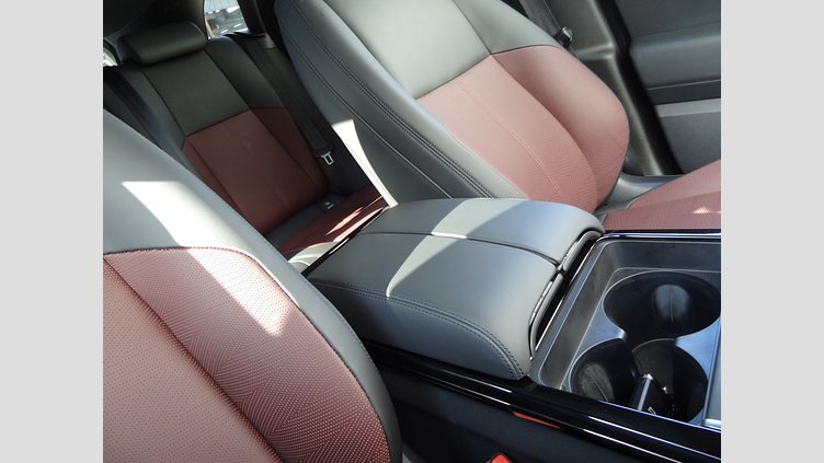 2024 認定中古車 Land Rover Range Rover Velar ザダルグレイ D200マイルドハイブリッド（ディーゼル） Standard Wheelbase Dynamic HSE