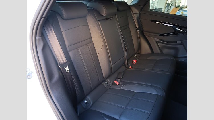 2024 認定中古車 Land Rover Range Rover Evoque フジホワイト D200マイルドハイブリッド（ディーゼル） スタンダードホイールベース DYNAMIC SE