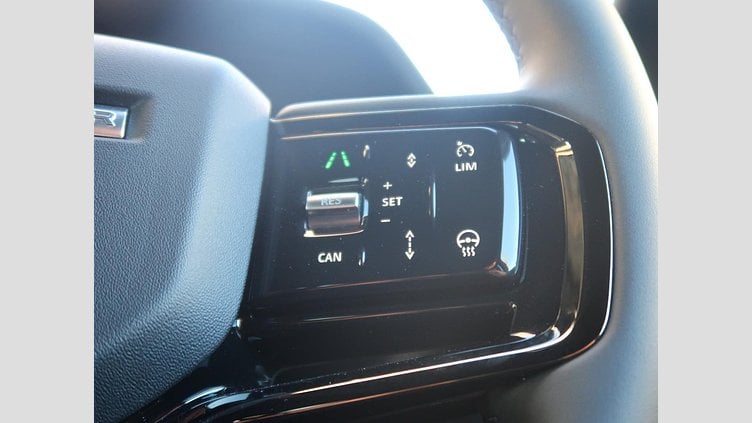 2024 認定中古車 Land Rover Range Rover Evoque フジホワイト D200マイルドハイブリッド（ディーゼル） スタンダードホイールベース DYNAMIC SE