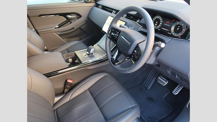 2024 認定中古車 Land Rover Range Rover Evoque フジホワイト D200マイルドハイブリッド（ディーゼル） スタンダードホイールベース DYNAMIC SE