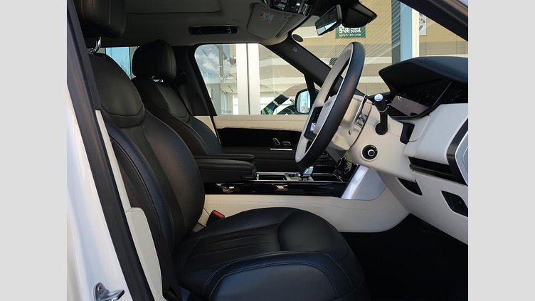 2023 認定中古車 Land Rover Range Rover オストゥーニパールホワイト P530 AWD（AT） スタンダードホイールベース HSE