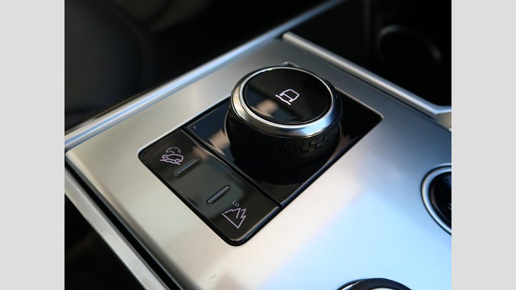 2023 認定中古車 Land Rover Range Rover オストゥーニパールホワイト P530 AWD（AT） スタンダードホイールベース HSE