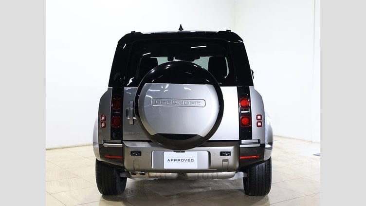 2024 認定中古車 Land Rover Defender 110 シリコンシルバー D300 AWD（AT） X-DYNAMIC HSE