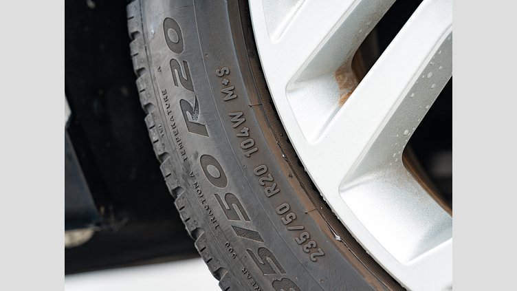 2020 認定中古車 Land Rover Range Rover Evoque フジホワイト P250 R-DYNAMIC SE