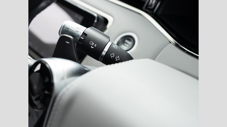 2020 認定中古車 Land Rover Range Rover Evoque フジホワイト P250 R-DYNAMIC SE