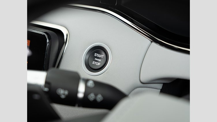 2020 認定中古車 Land Rover Range Rover Evoque フジホワイト P250 R-DYNAMIC SE