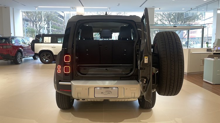 2024 新車 Land Rover Defender 90 Carpathian Grey D300 S