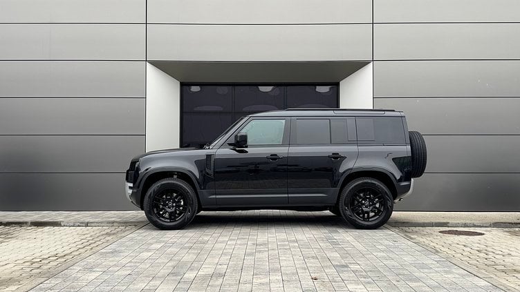 2025 SKLADOVÉ VOZIDLÁ Land Rover Defender 110 Santorini Black D200 I6 Ingenium D200 S