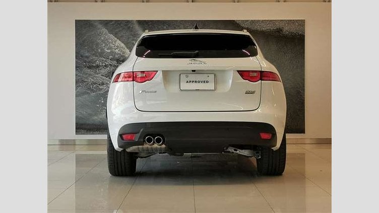 2020 認定中古車 Jaguar F-Pace Fuji White 2.0 litre i4D Diesel R-sports 2.0L D180