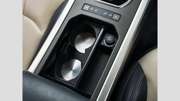 2019 認定中古車 Land Rover Range Rover Evoque Santorini Black 2.0 litre i4D Diesel ＳＥプラス