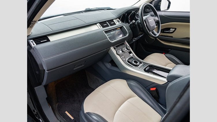 2019 認定中古車 Land Rover Range Rover Evoque Santorini Black 2.0 litre i4D Diesel ＳＥプラス