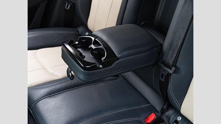 2019 認定中古車 Land Rover Range Rover Evoque Santorini Black 2.0 litre i4D Diesel ＳＥプラス