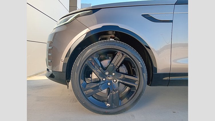 2025 SKLADOVÉ VOZIDLÁ Land Rover Discovery Lantau Bronze 3.0D MHEV 350PS Dynamic HSE AWD Auto