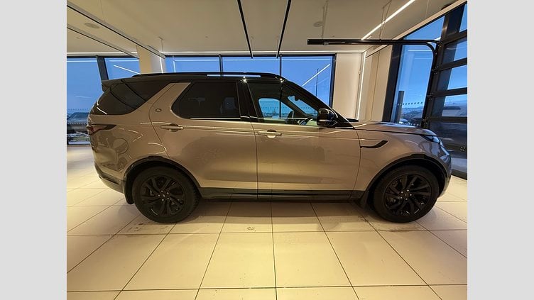 2024 Approved Land Rover Discovery Lantau Bronze 3.0 litre i6D​ Dynamic SE