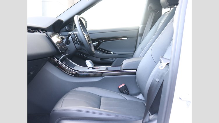 2024 認定中古車 Land Rover Range Rover Evoque フジホワイト D200マイルドハイブリッド（ディーゼル） スタンダードホイールベース S