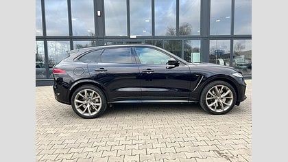 F-Pace 3