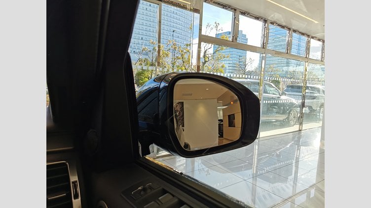 2023 認定中古車 Land Rover Discovery サントリーニブラック D300マイルドハイブリッド（ディーゼル） スタンダードホイールベース Dynamic HSE