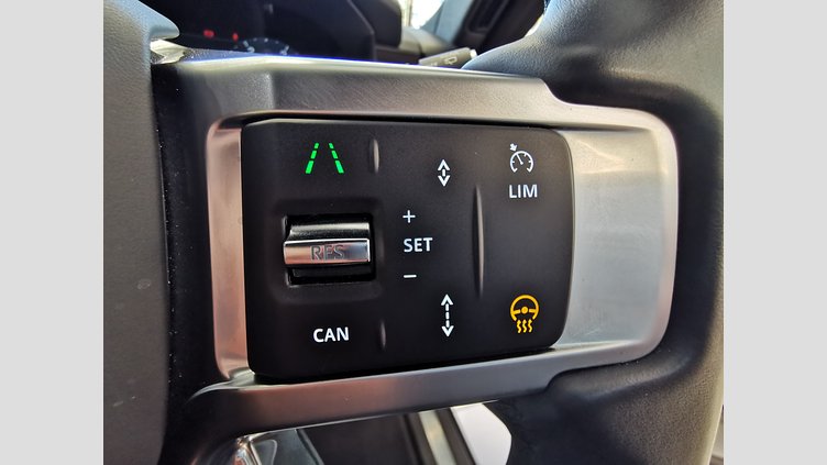 2023 認定中古車 Land Rover Discovery サントリーニブラック D300マイルドハイブリッド（ディーゼル） スタンダードホイールベース Dynamic HSE