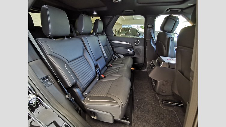 2023 認定中古車 Land Rover Discovery サントリーニブラック D300マイルドハイブリッド（ディーゼル） スタンダードホイールベース Dynamic HSE