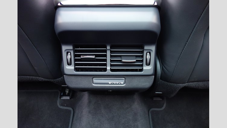 2024 認定中古車 Land Rover Range Rover Evoque フジホワイト P300eプラグインハイブリッド（ガソリン） スタンダードホイールベース DYNAMIC HSE