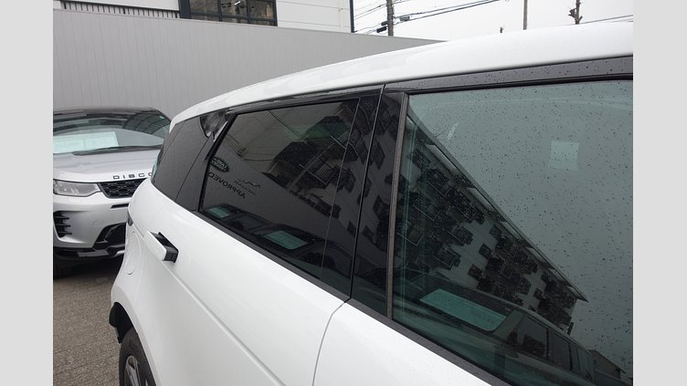 2024 認定中古車 Land Rover Range Rover Evoque フジホワイト P300eプラグインハイブリッド（ガソリン） スタンダードホイールベース DYNAMIC HSE