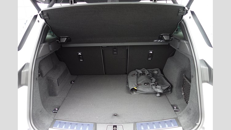 2024 認定中古車 Land Rover Range Rover Evoque フジホワイト P300eプラグインハイブリッド（ガソリン） スタンダードホイールベース DYNAMIC HSE