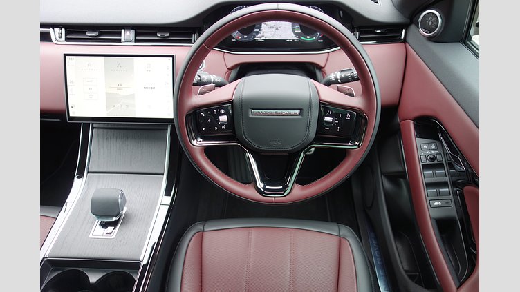 2024 認定中古車 Land Rover Range Rover Evoque フジホワイト P300eプラグインハイブリッド（ガソリン） スタンダードホイールベース DYNAMIC HSE
