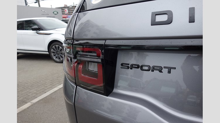 2024 認定中古車 Land Rover Discovery Sport アイガーグレイ P300eプラグインハイブリッド（ガソリン） 標準ホイール DYNAMIC HSE
