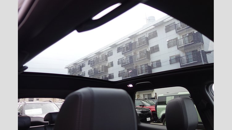 2024 認定中古車 Land Rover Discovery Sport アイガーグレイ P300eプラグインハイブリッド（ガソリン） 標準ホイール DYNAMIC HSE