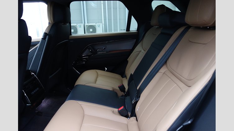 2024 認定中古車 Land Rover Range Rover Sport フジホワイト D300マイルドハイブリッド スタンダードホイールベース Dynamic SE