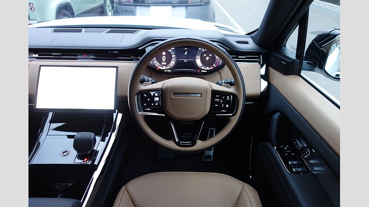 2024 認定中古車 Land Rover Range Rover Sport フジホワイト D300マイルドハイブリッド スタンダードホイールベース Dynamic SE