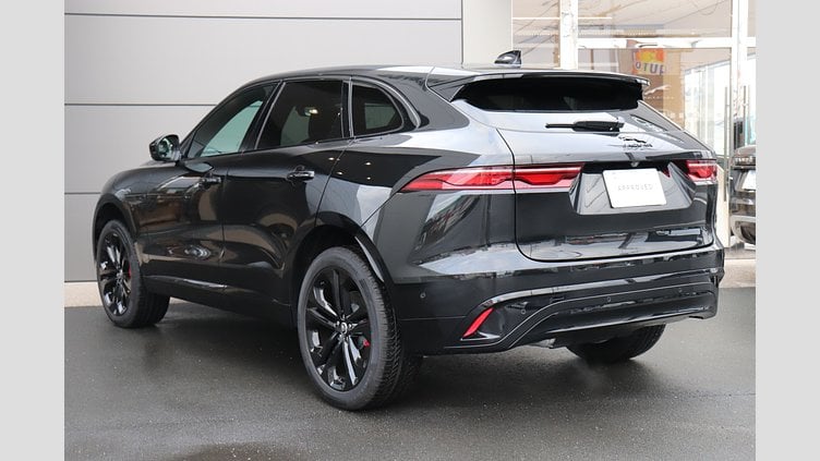 2024 認定中古車 Jaguar F-Pace サントリーニブラック P250 AWD（オートマチック） R-DYNAMIC SE