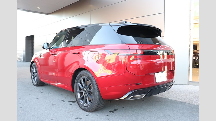 2024 認定中古車 Land Rover Range Rover Sport フィレンツェレッド P550eプラグインハイブリッド（ガソリン） スタンダードホイールベース Dynamic SE