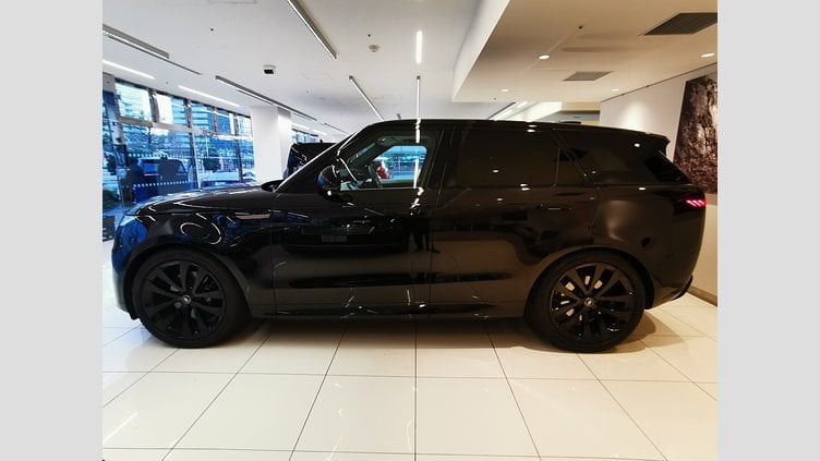 2024 認定中古車 Land Rover Range Rover Sport サントリーニブラック D300マイルドハイブリッド スタンダードホイールベース Dynamic SE