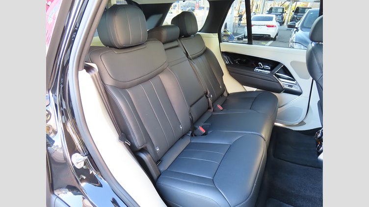 2023 認定中古車 Land Rover Range Rover サントリーニブラック P530 AWD（AT） スタンダードホイールベース HSE